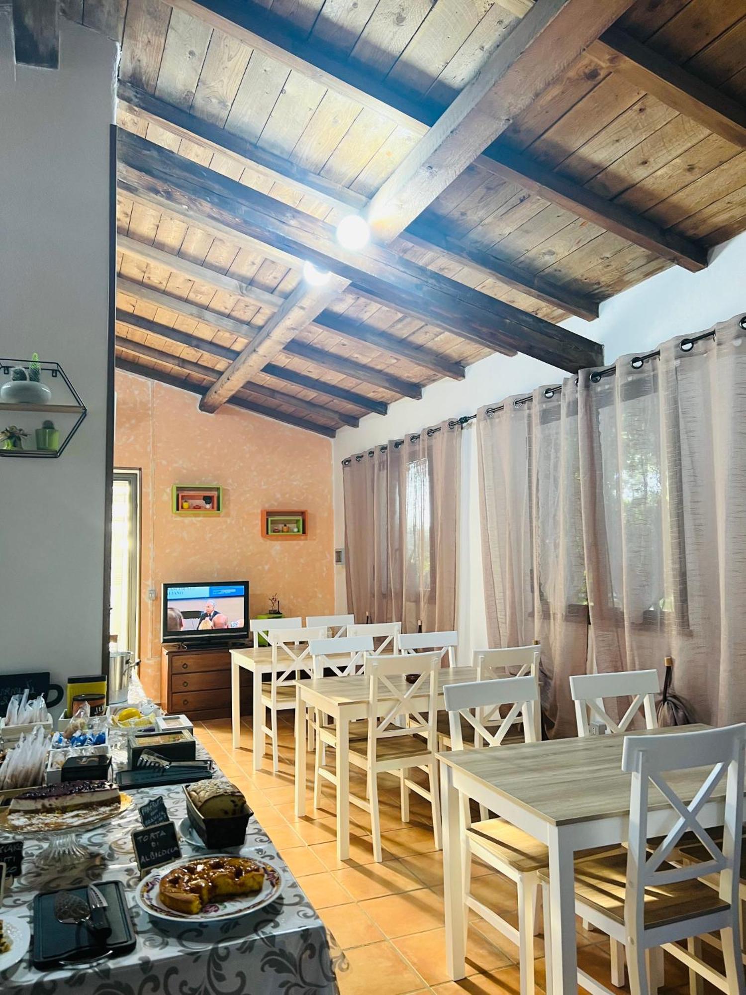 Il Melarancio Bed & Breakfast Пеша Романа Екстериор снимка
